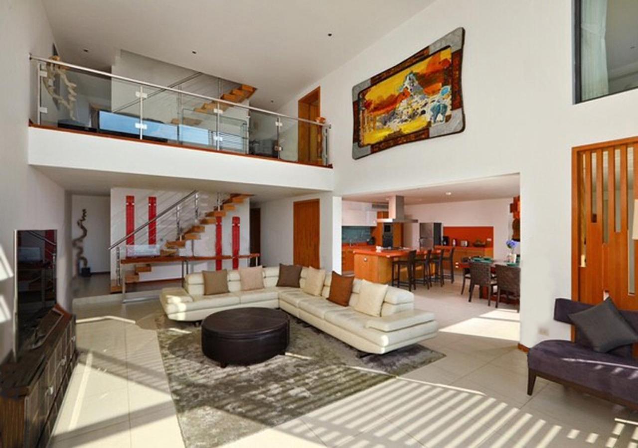 إندوتشين ريزورت آند فيلاز Patong المظهر الخارجي الصورة Interior of a villa in Phuket, Thailand