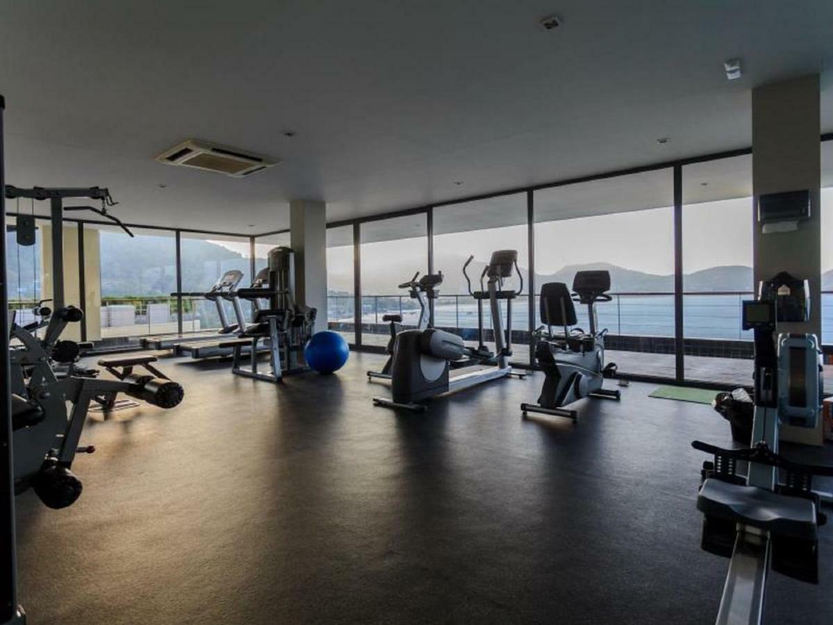 إندوتشين ريزورت آند فيلاز Patong المظهر الخارجي الصورة The gym at the hotel